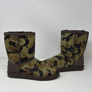 NOS UGG Australia Rowland Camo Green Brown Calf Hair 1003389 6 STORE MODEL RARE